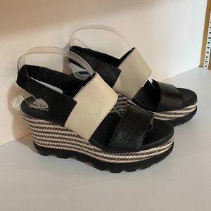 WOMENS JOANIE™ II HI SIINGBACK WEDGE SANDAL
